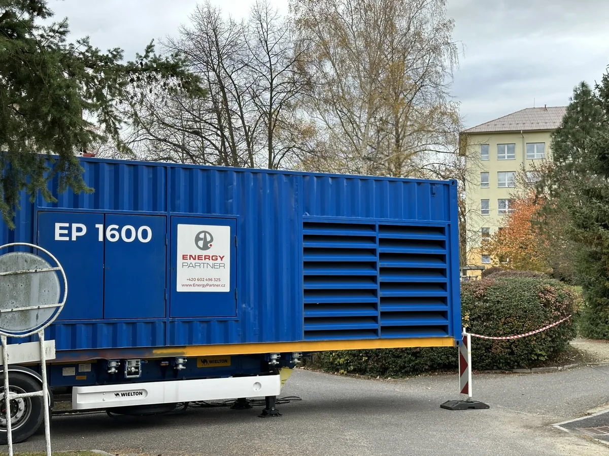 Elektrocentrála EP 1600 při zálohování Nemocnice Písek
