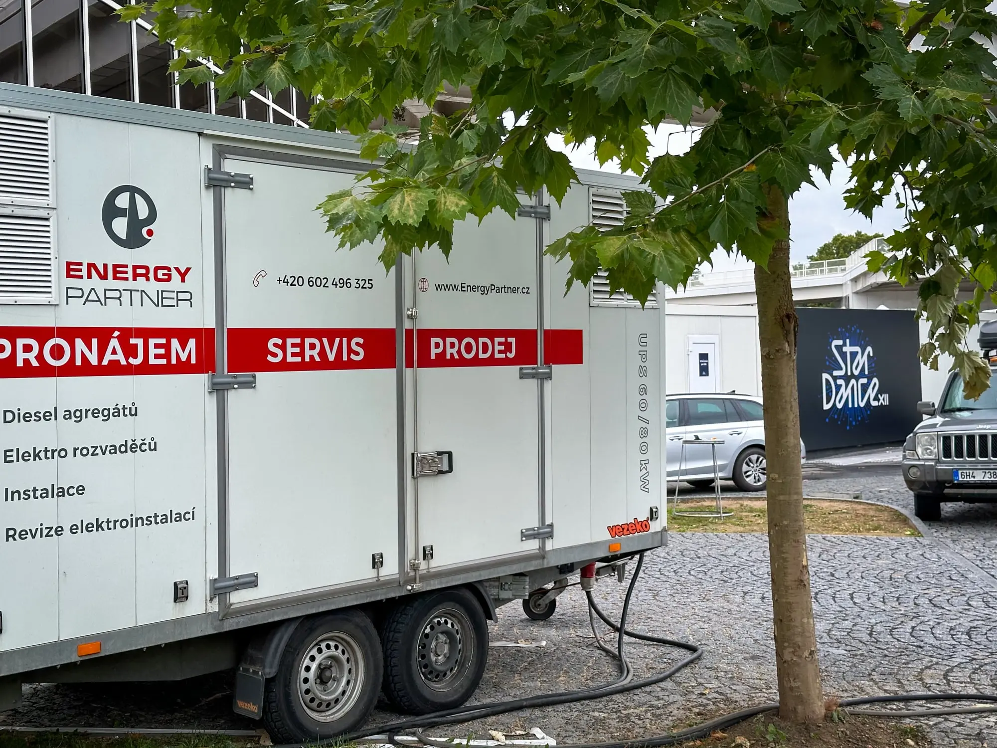 UPS se záložním generátorem